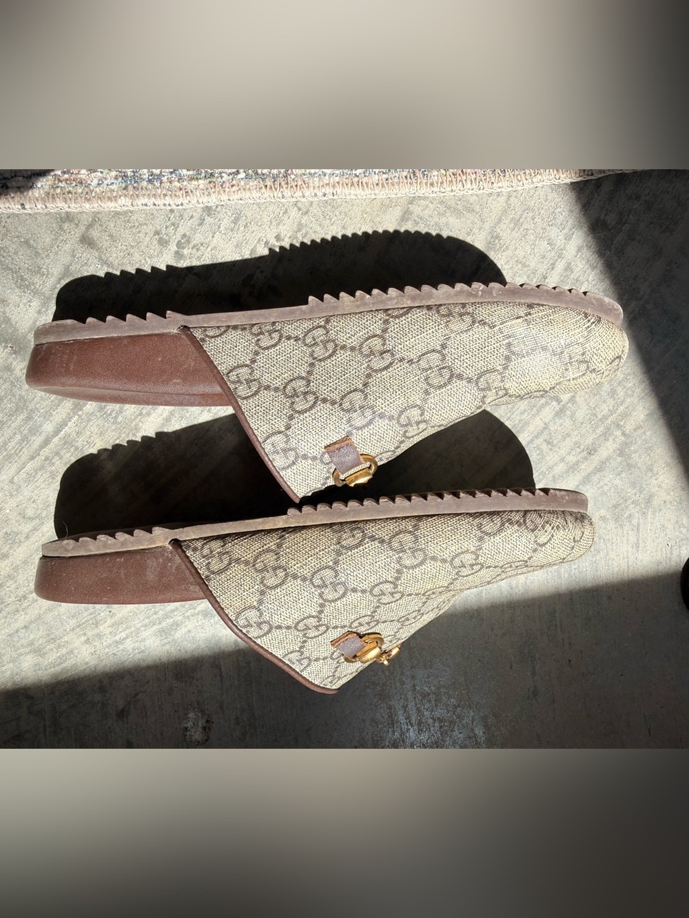Gucci Beige GG Canvas Horsebit Slides with Brown Trim - Picture 3 of 6